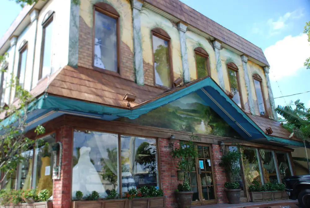 Patricia South Bridal Plantation History